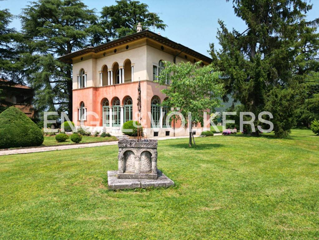 Villa in vendita a Nave via Trento