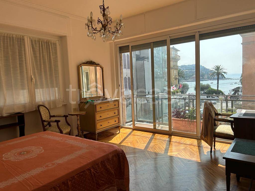 Appartamento in vendita a Rapallo via Agostino Giustiniani