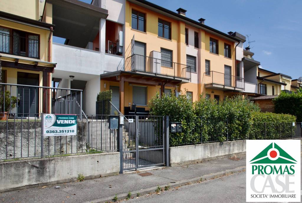 Appartamento in vendita a Lurano via Ingegner Giuseppe De Biasi