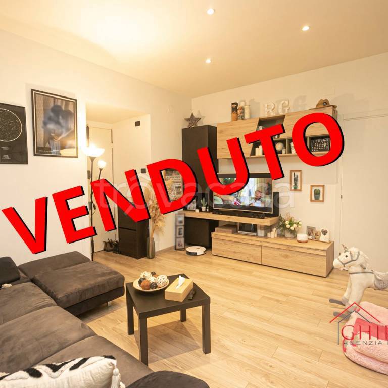 Appartamento in vendita a Genova via Merano, 31