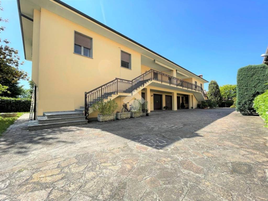 Villa Bifamiliare in vendita a Molinella via tagliamento, 72