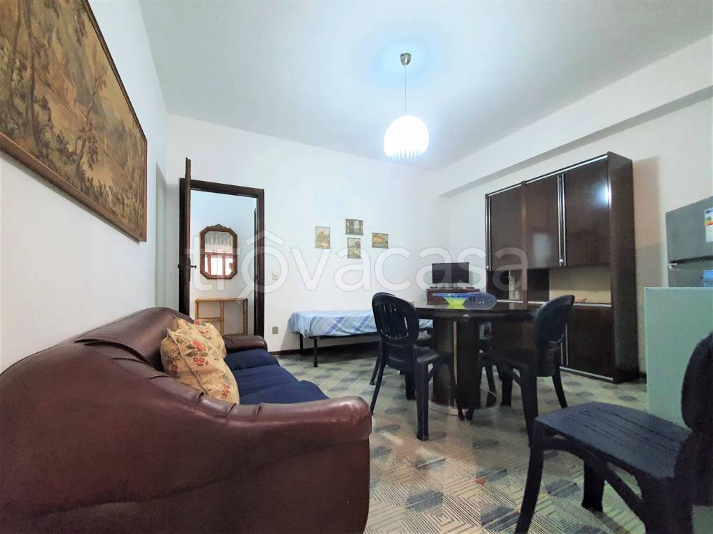 Appartamento in affitto a Catanzaro via Nazario Sauro
