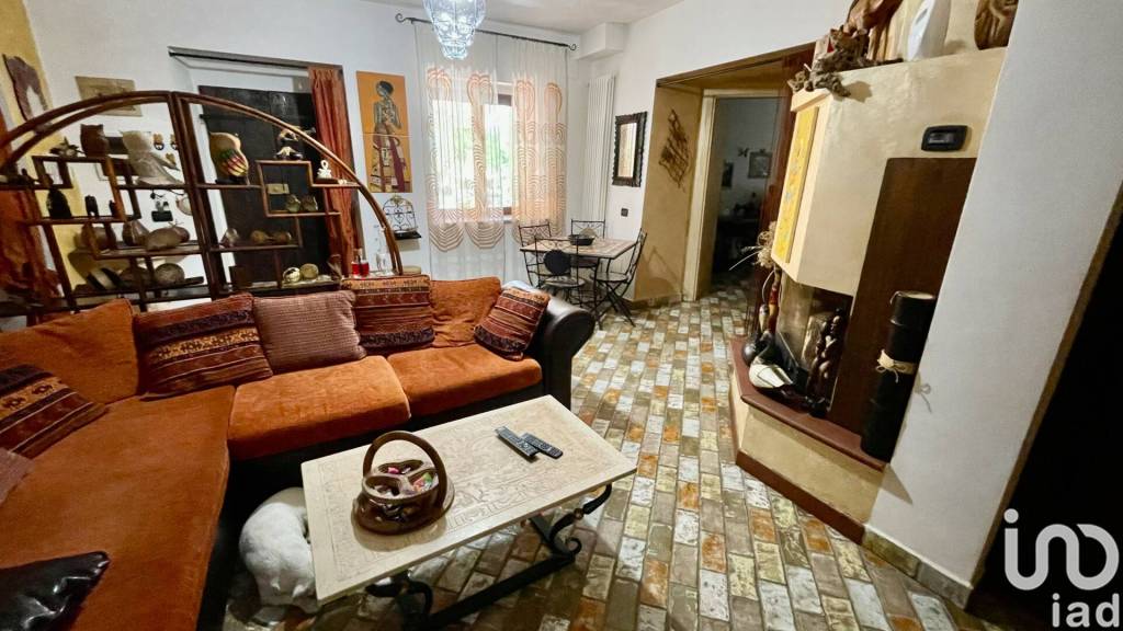 Villa in vendita a Pettorano sul Gizio via Torta, 62
