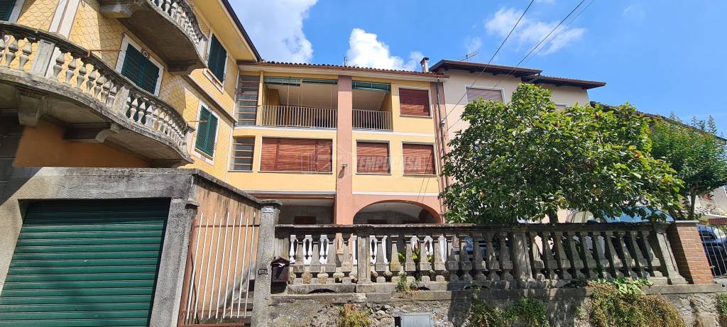 Casa Indipendente in vendita a Parella via Giacomo Bosso 2