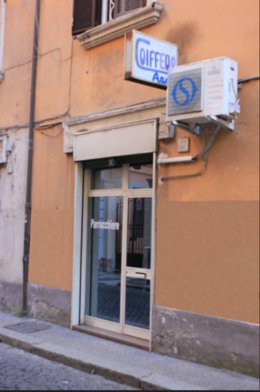 Parrucchiere in in affitto da privato a Roma via Cremera, 17