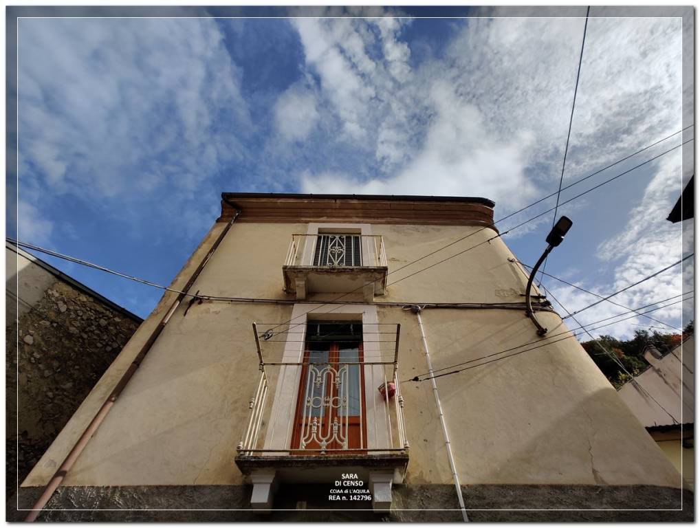 Casa Indipendente in vendita a Introdacqua via Roma, 21