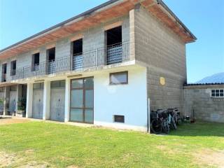 Garage in vendita a borgofranco d'ivrea via baio dora, 21