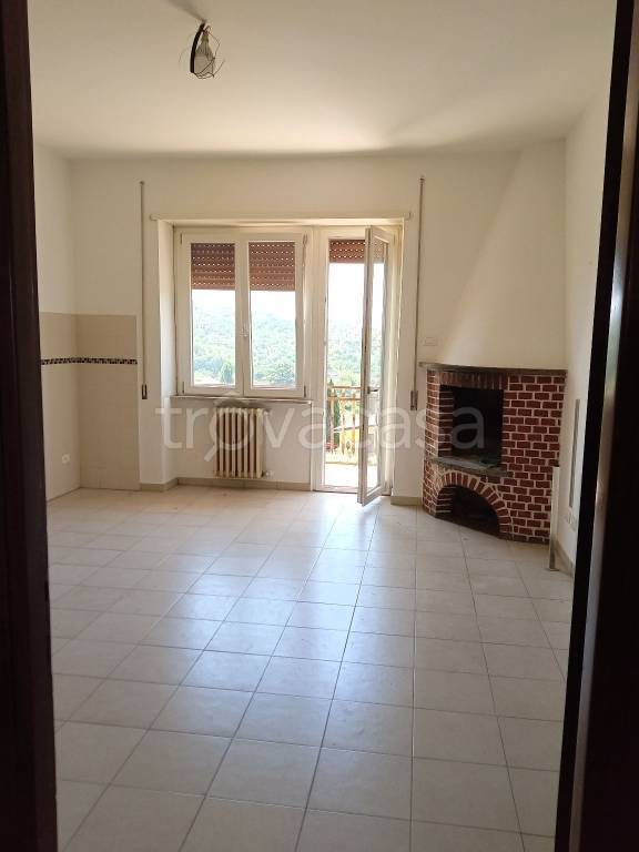 Appartamento in in vendita da privato a Castelnuovo di Porto strada Provinciale Montefiore