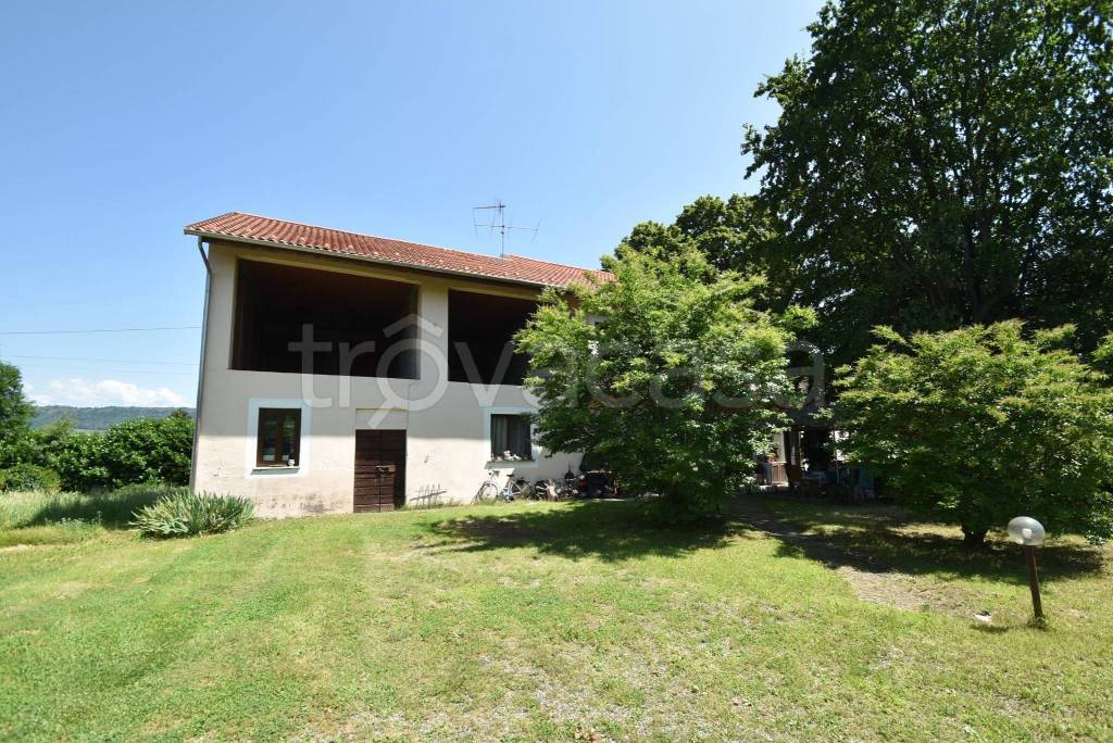 Villa Bifamiliare in vendita ad Azeglio via Boscarina