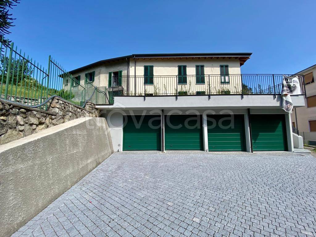 Appartamento in vendita a San Fermo della Battaglia via Giuseppe Garibaldi