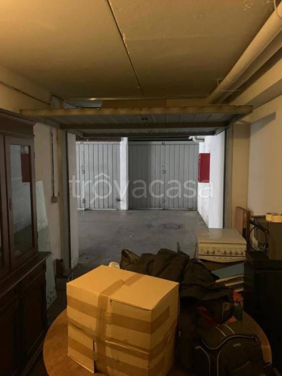 Garage in vendita a Roma via Renato Mainardi , 24
