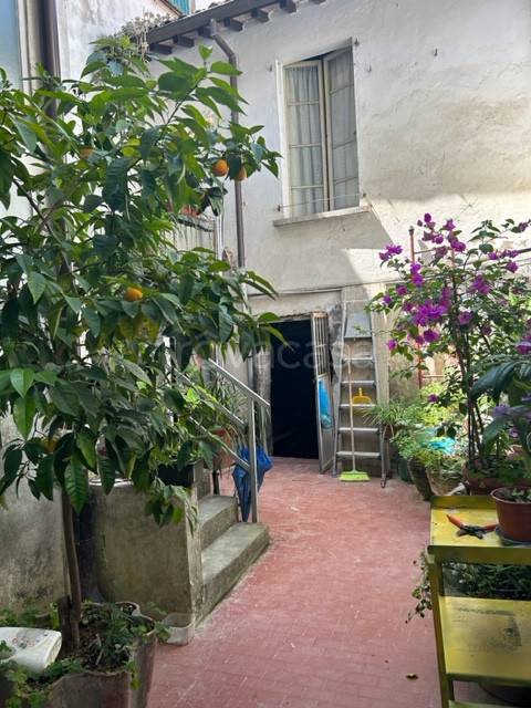 Casa Indipendente in vendita a Faenza via Borgodoro