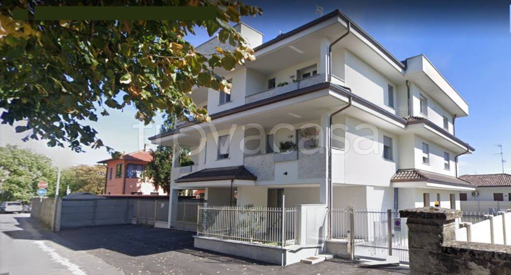 Appartamento in vendita a Legnano via Saronnese
