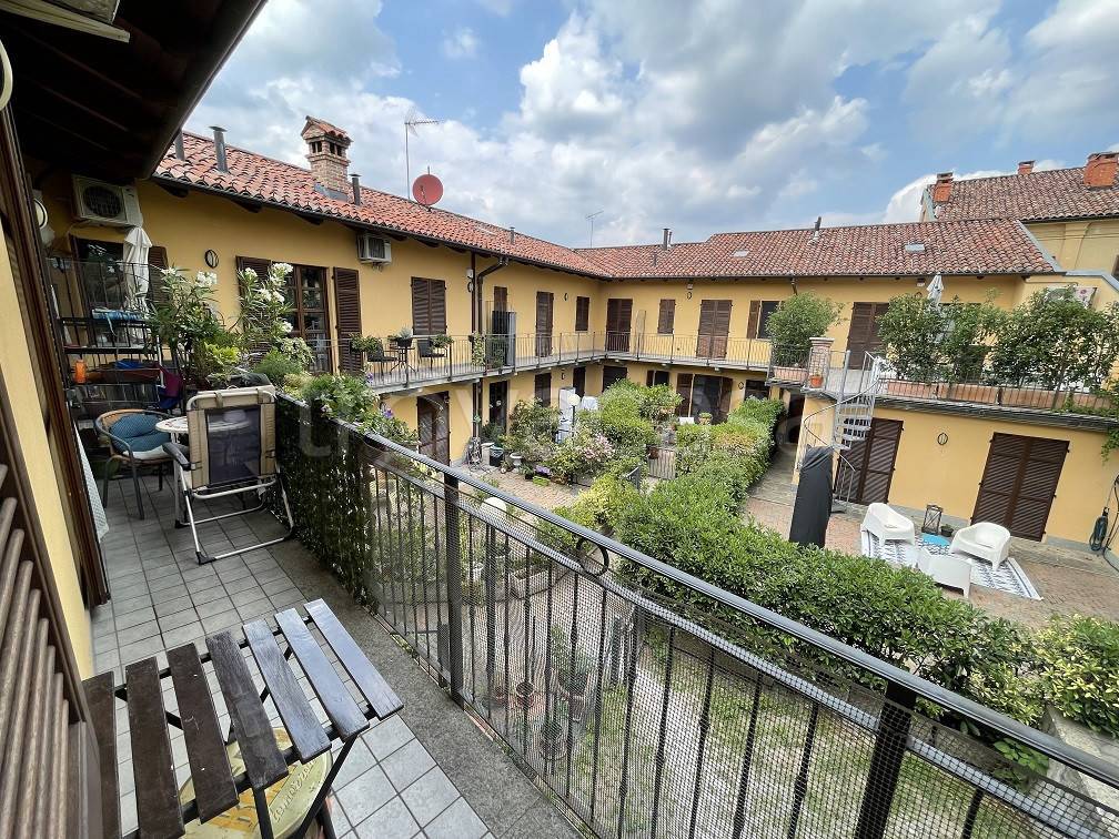 Appartamento in vendita a Rivoli via Monte Grappa