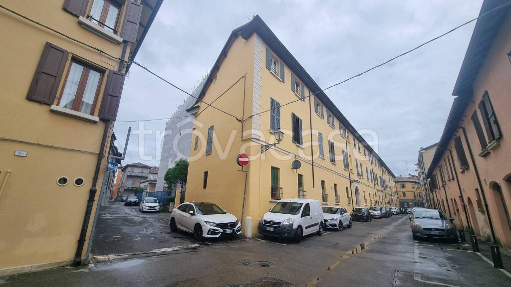 Appartamento in vendita a Reggio nell'Emilia via Fontanelli, 15