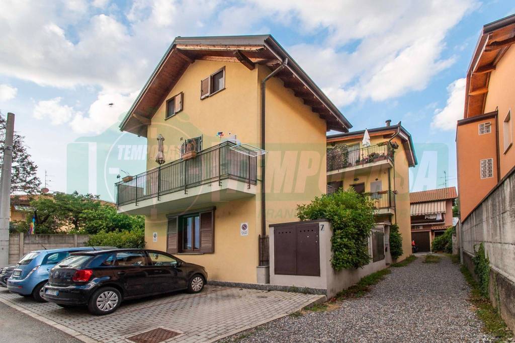 Appartamento in vendita a Origgio via Sant'Eustorgio, 7
