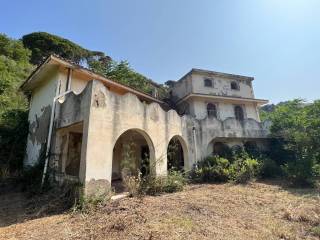 Villa in vendita a messina via principe umberto