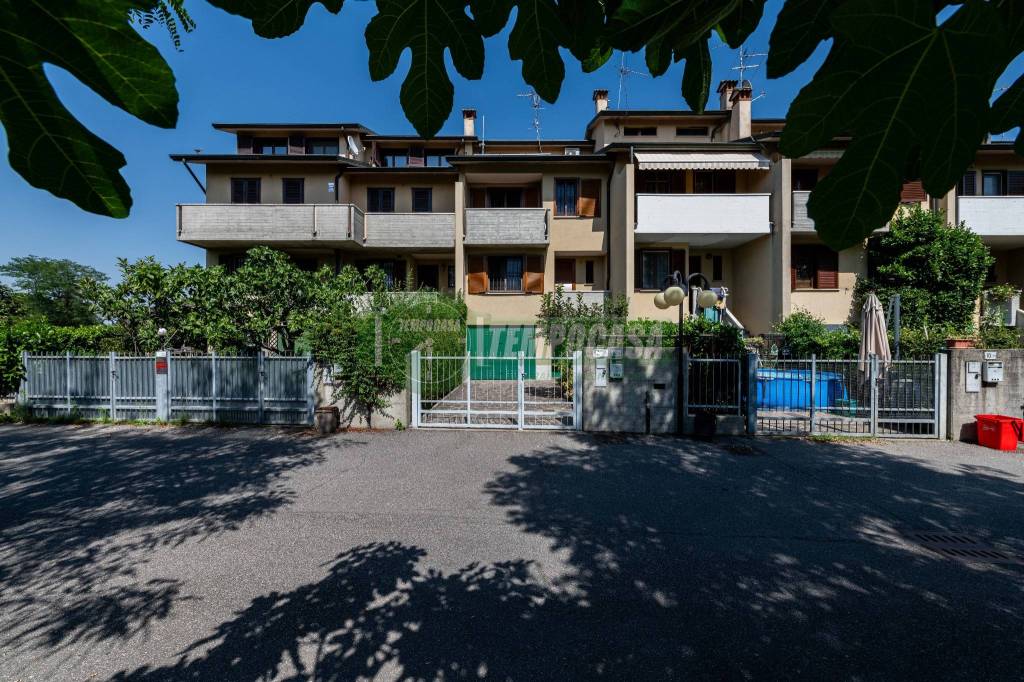 Villa a Schiera in vendita a Rodano via Carlo Alberto Dalla Chiesa, 10