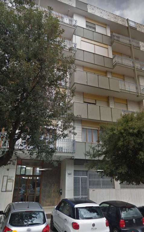 Ufficio in in affitto da privato a Lecce viale della Libertà, 68