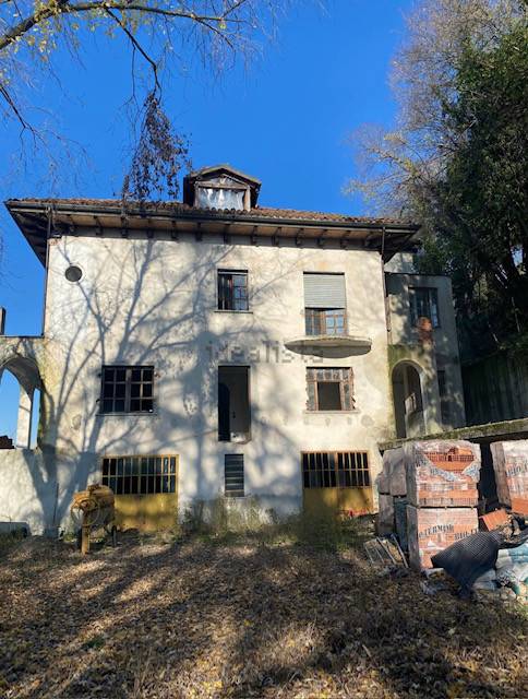 Villa Bifamiliare in vendita a Calliano via Asti, 6