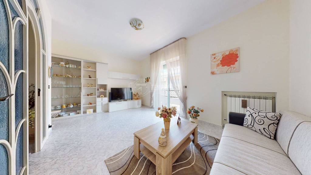 Appartamento in vendita a Turi via Vittorio Alfieri
