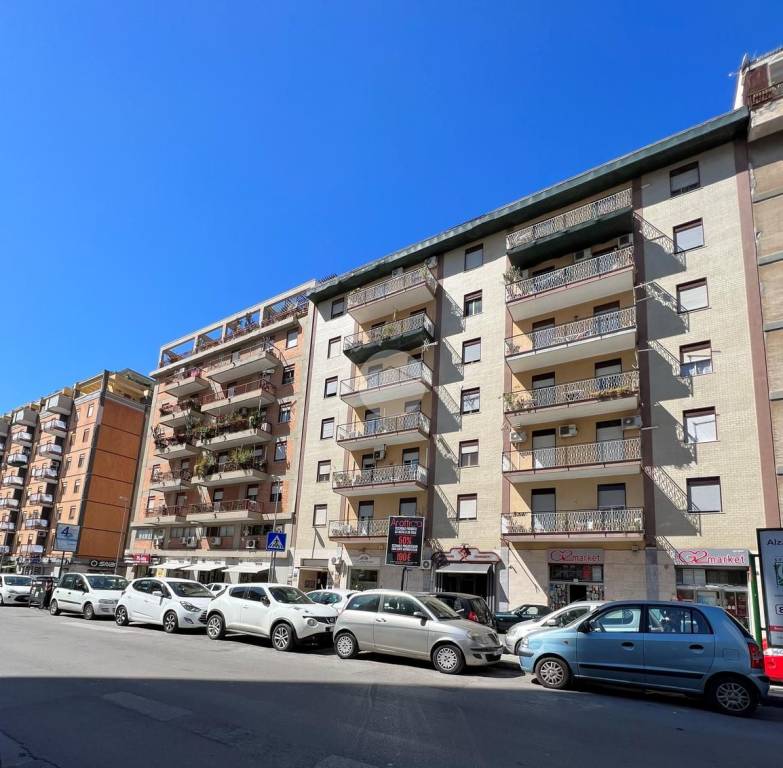 Appartamento in vendita a Palermo via Don Orione, 35