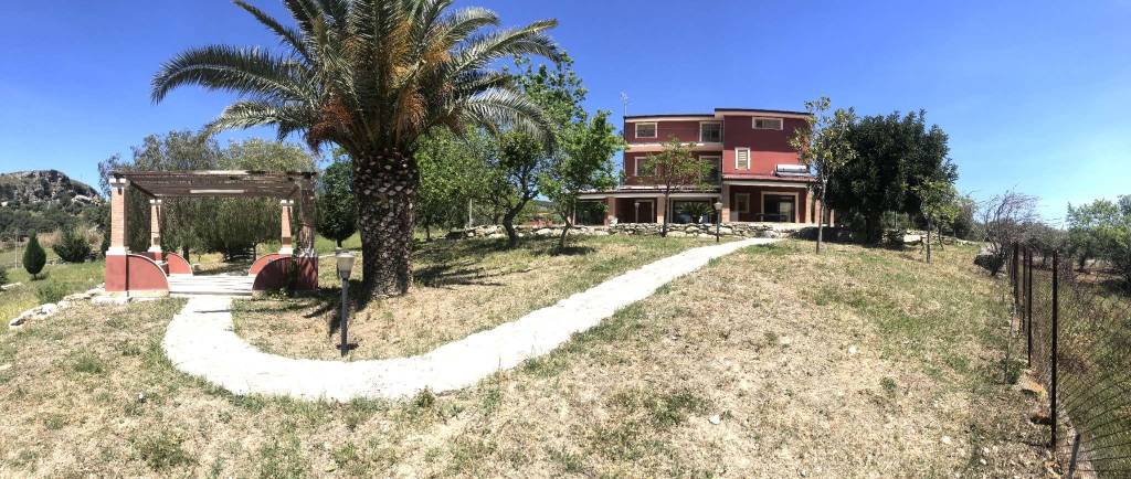 Villa in vendita a San Lorenzo contrada placa-san Pantaleone