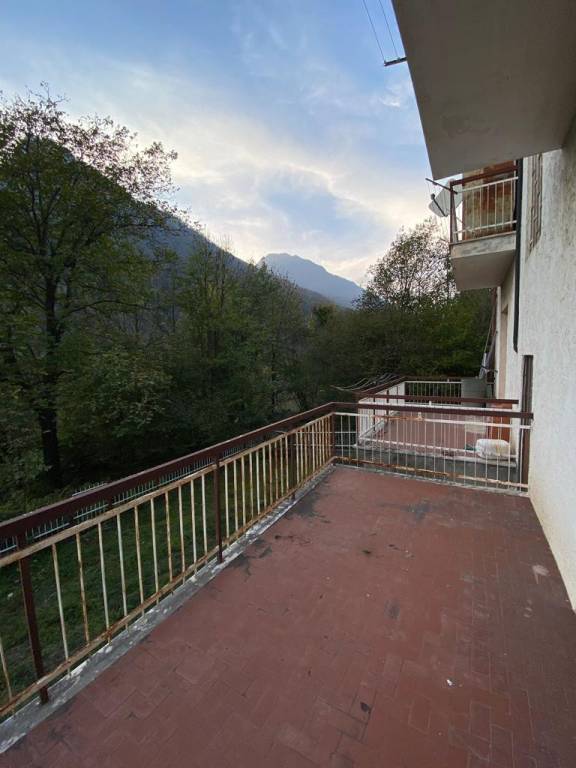 Appartamento in vendita a Cantoira via Torino, 34
