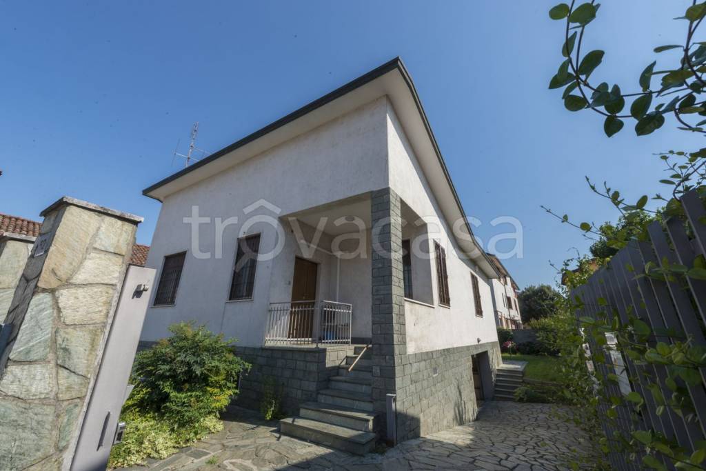 Villa in vendita a Vignate via Alessandro Volta, 52