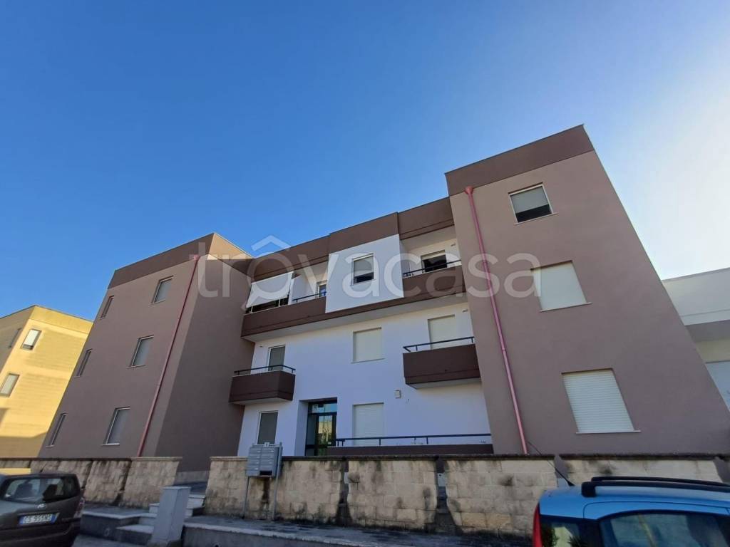 Appartamento in in vendita da privato a Calimera via Archimede, 36