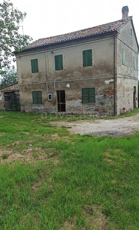 Casa Indipendente in in vendita da privato a Colli al Metauro via Tomba Montemaggiore al Metauro, 8