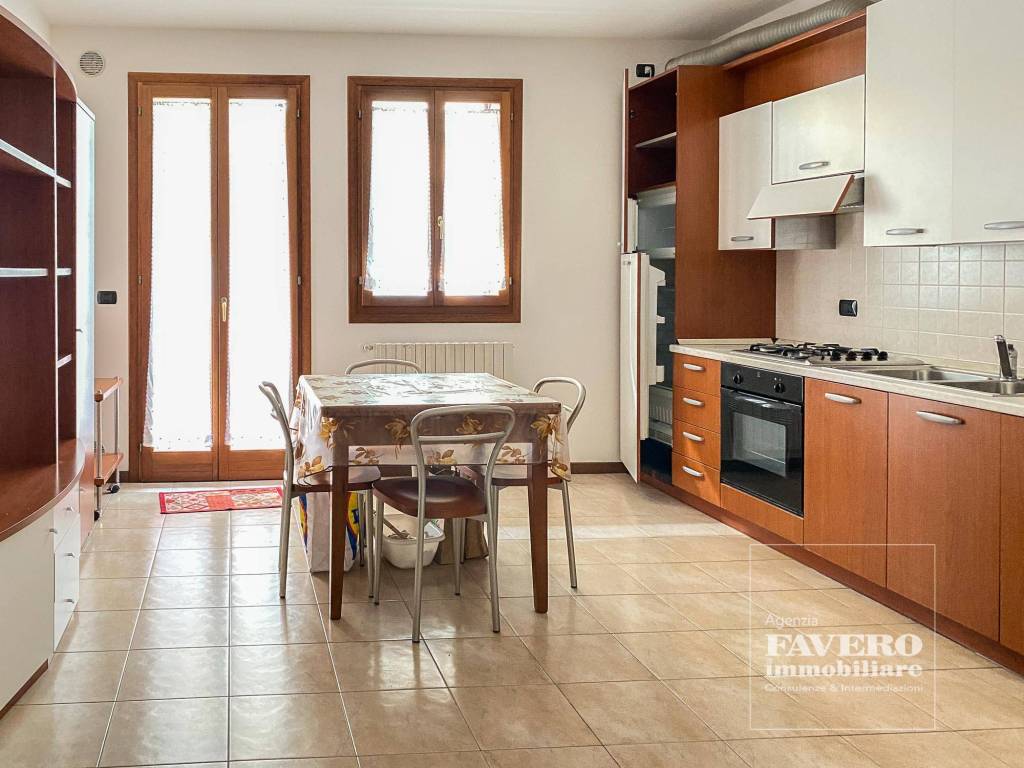 Appartamento in vendita a Mira via Mar Mediterraneo, 21