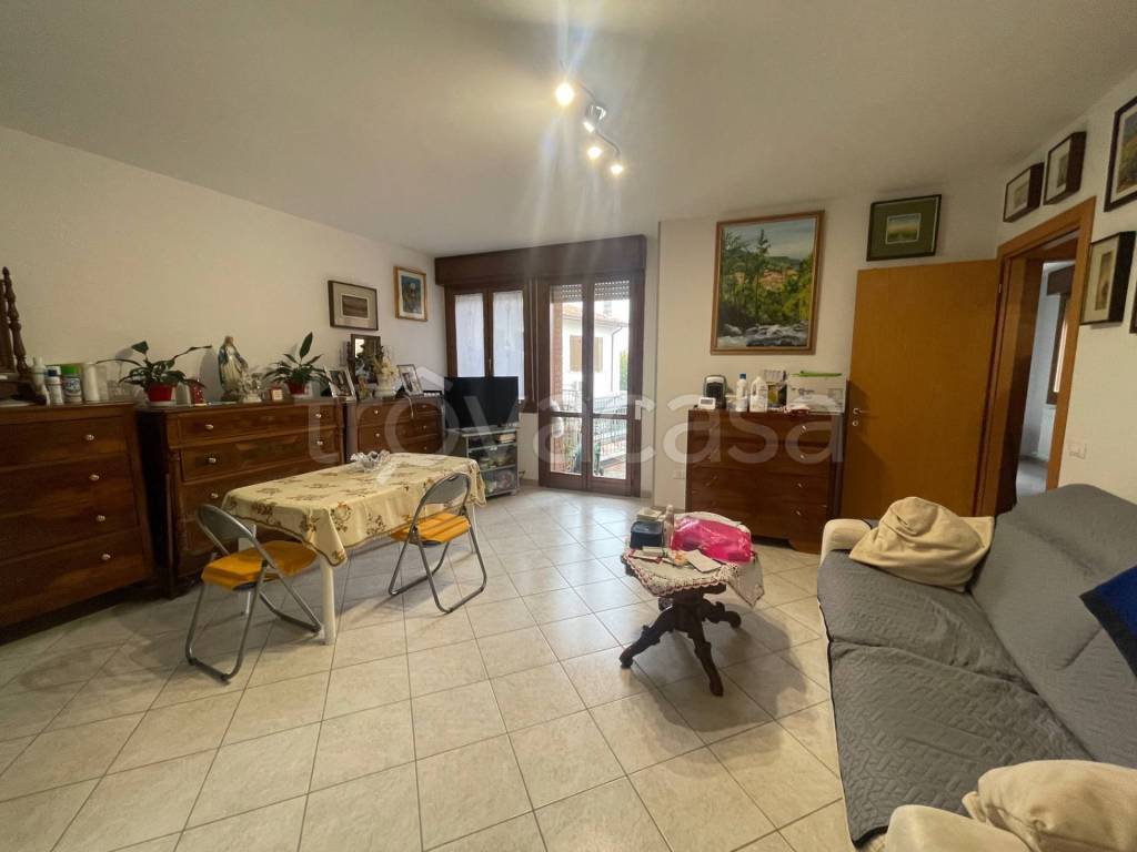 Appartamento in vendita a Portomaggiore via Edmondo De Amicis