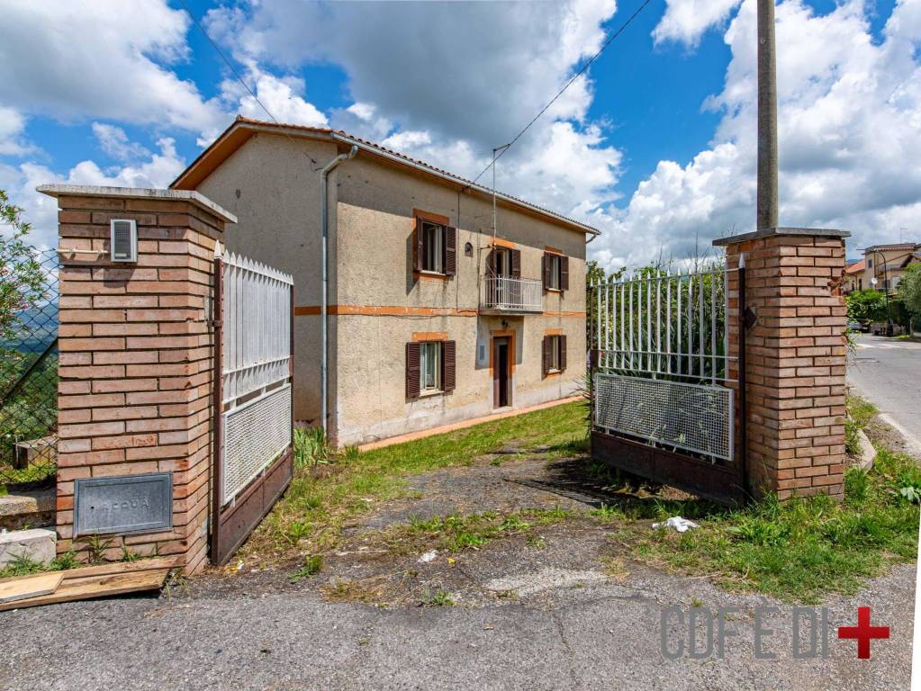 Villa in vendita a Selci via Roma