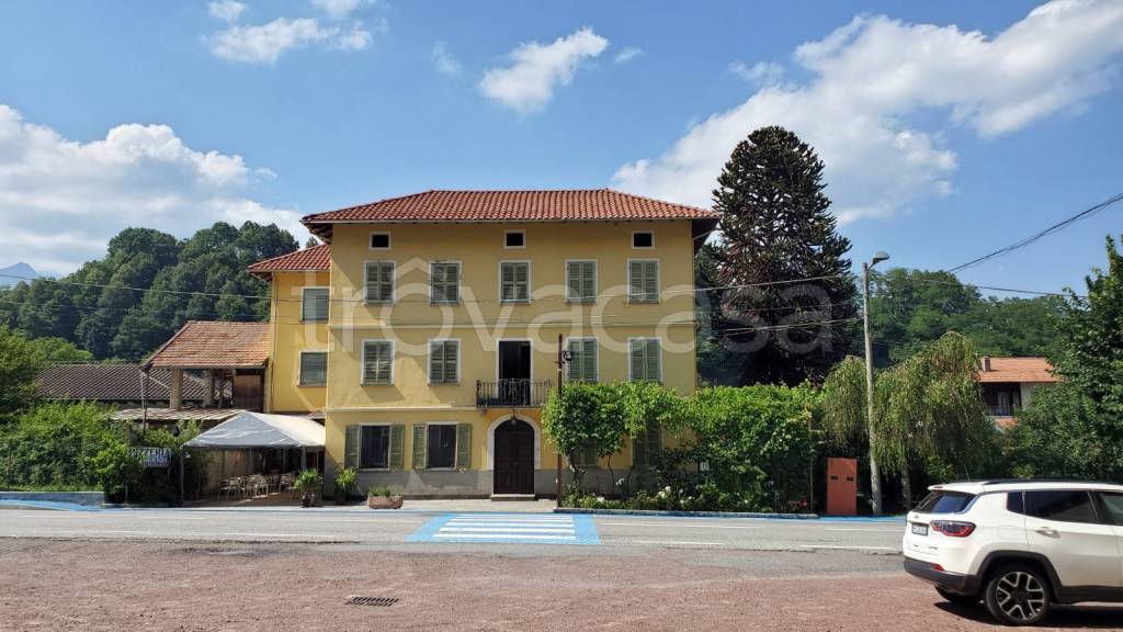 Casa Indipendente in vendita a Crevacuore via Giuseppe Garibaldi, 4