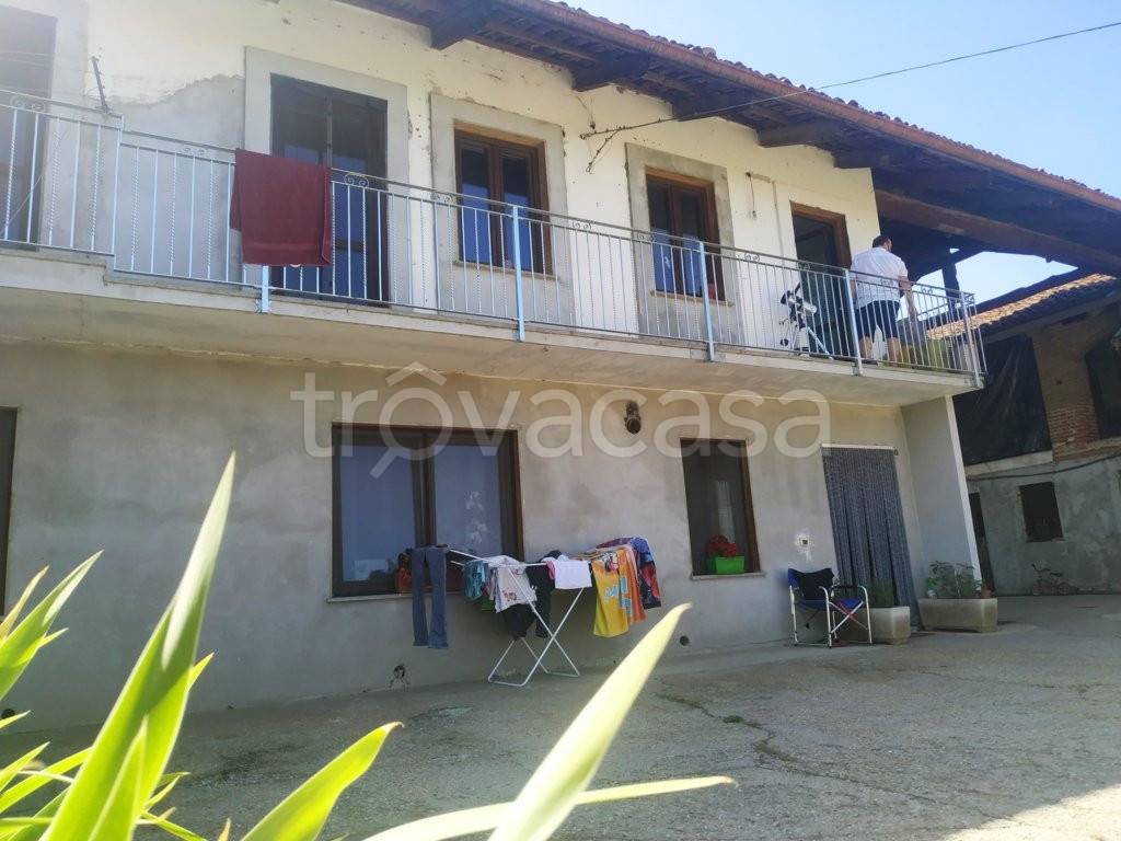 Casa Indipendente in vendita a Carignano borgata Campagnino, 28