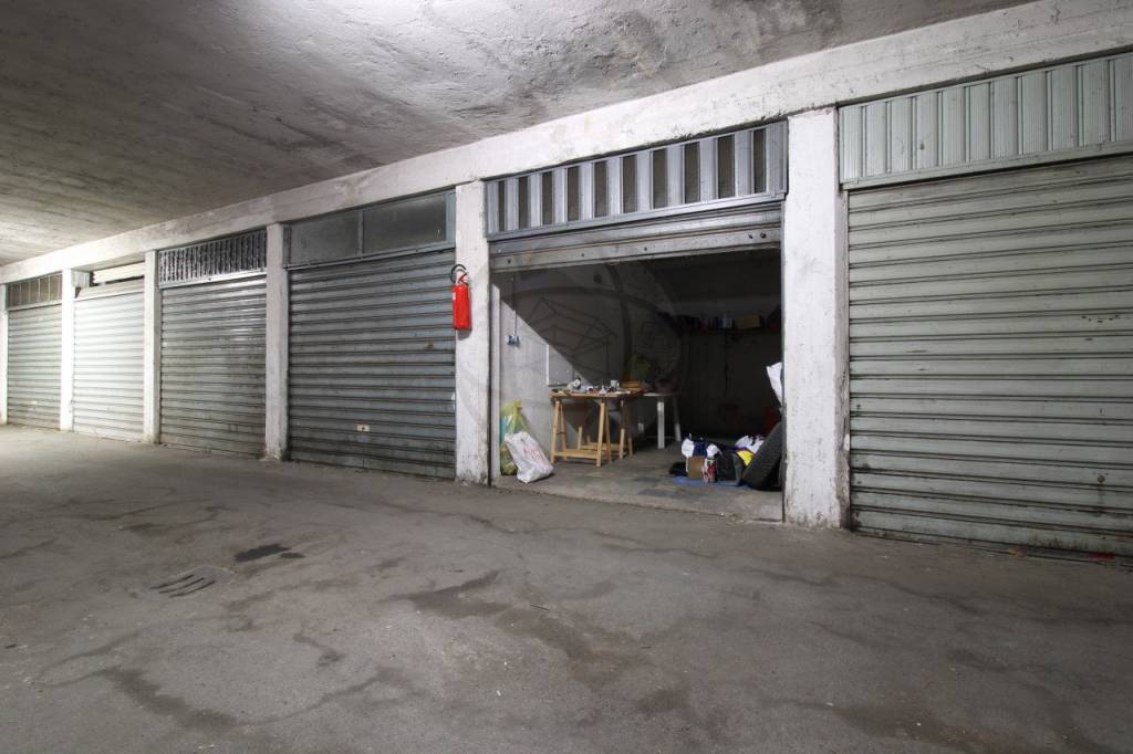 Garage in vendita a Terni via eugenio chiesa