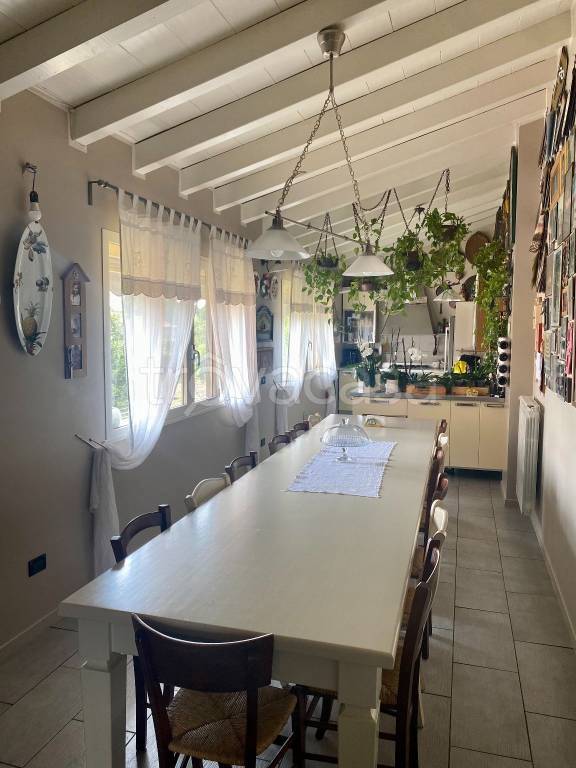 Villa in in vendita da privato a Castelvetro Piacentino via a. Bernini, 36