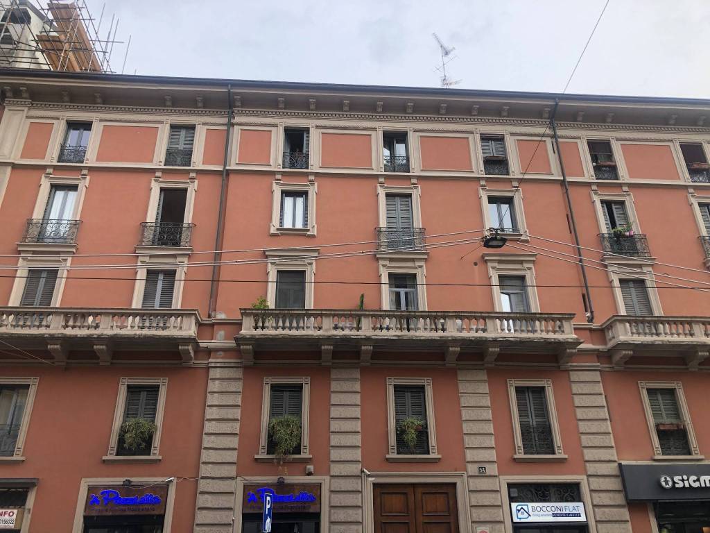 Appartamento in vendita a Milano viale Bligny, 54