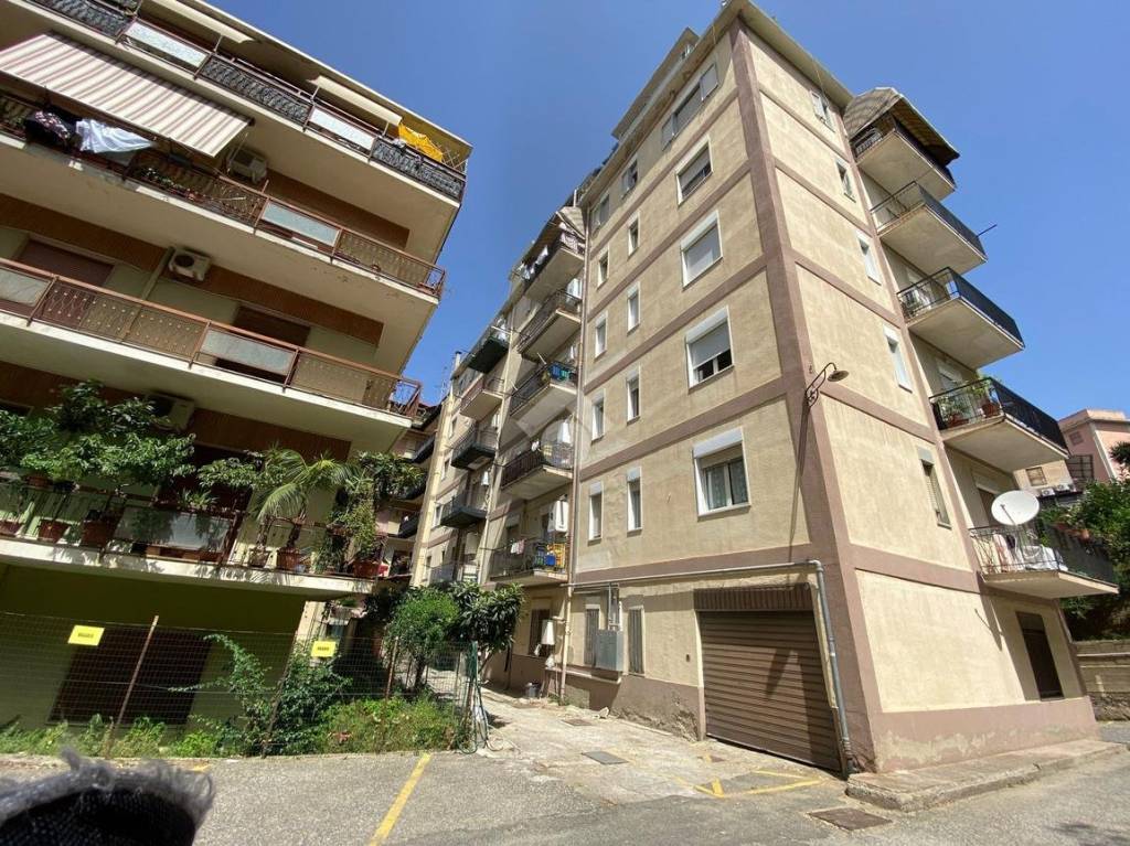 Appartamento in vendita a Reggio di Calabria via Caserma, 19E