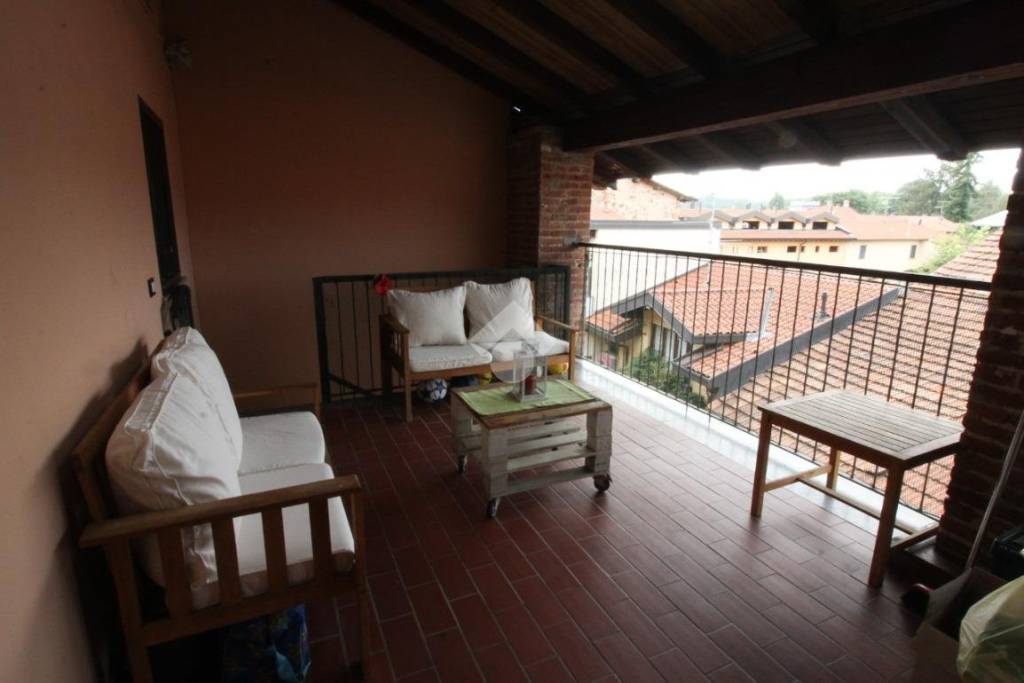 Appartamento in vendita a Vedano Olona via matteotti, 36