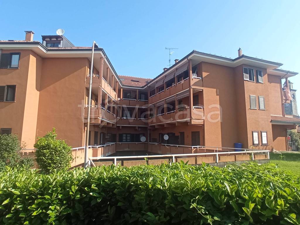 Appartamento in vendita a Gattico-Veruno piazza Leonardi