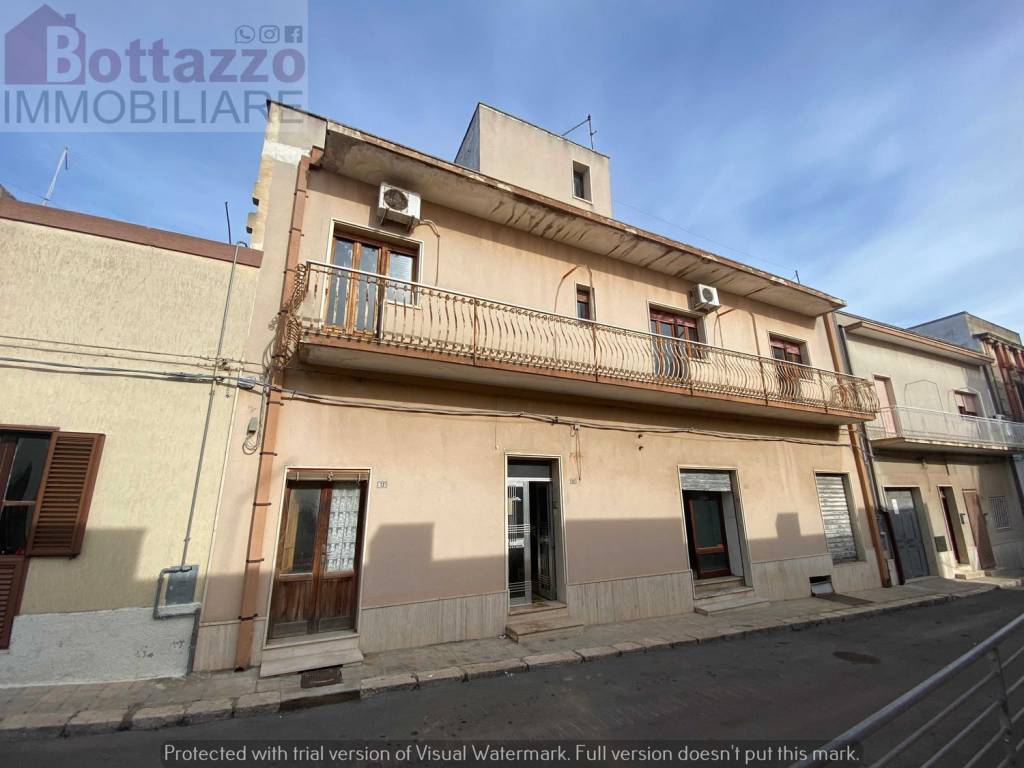 Appartamento in vendita a Lizzano via Mazzini, 15