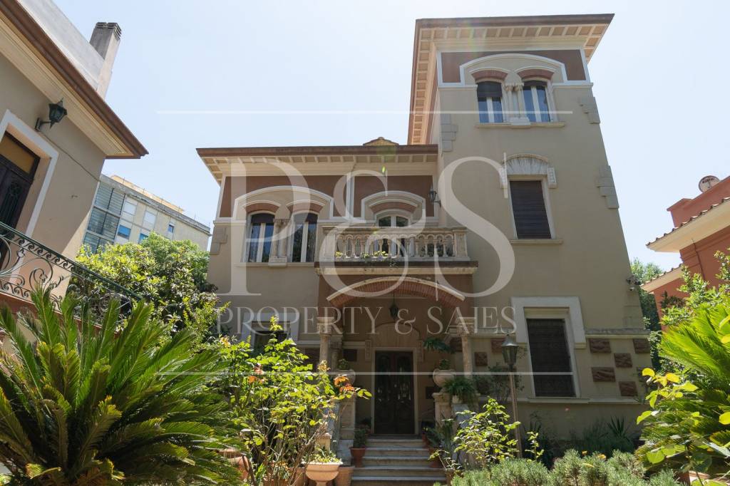 Villa in vendita a Cagliari viale Luigi Merello