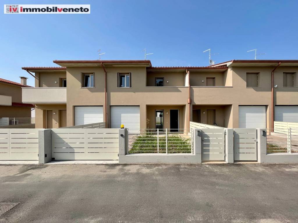 Villa a Schiera in vendita a Lonigo via roma, 52