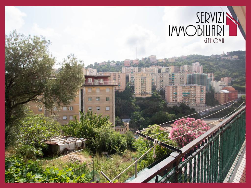 Appartamento in vendita a Genova via Ventotene