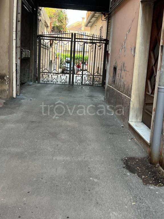 Magazzino in vendita a Castel San Giorgio via Tenente Bruno Lombardi, 48