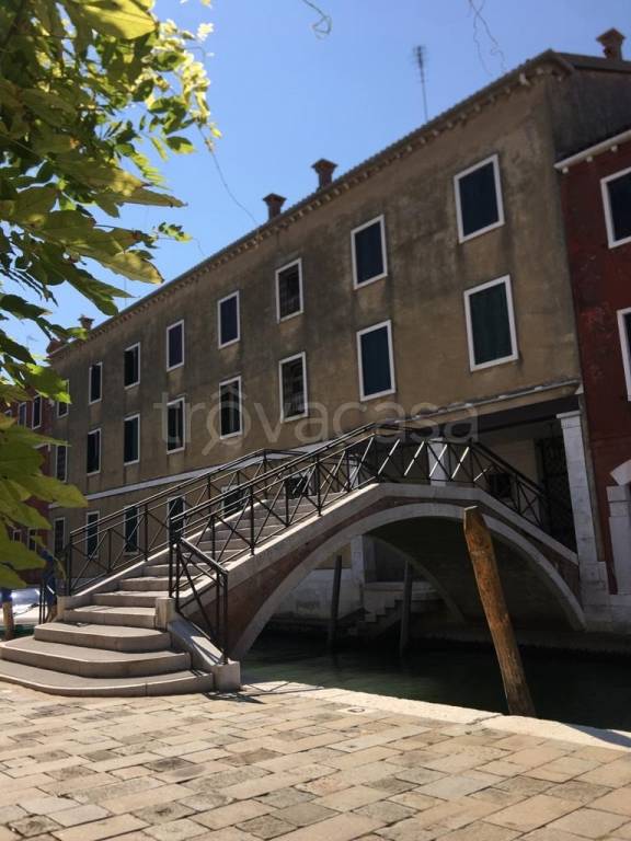 Appartamento in vendita a Venezia fondamenta del Rio Sant'Eufemia