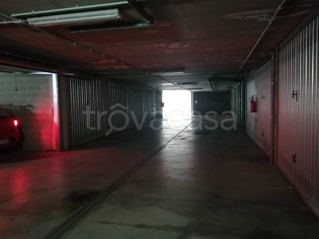 Garage in vendita a Pinerolo via Vigone, 47