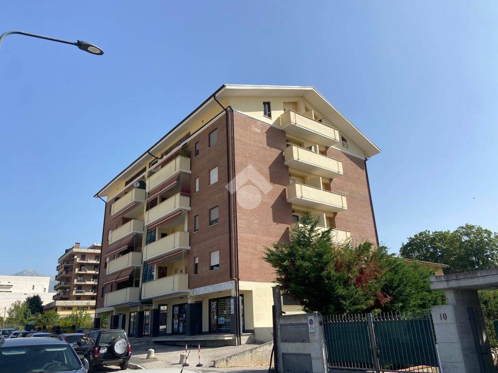 Appartamento in vendita ad Avezzano via Vincenzo Falcone, 18